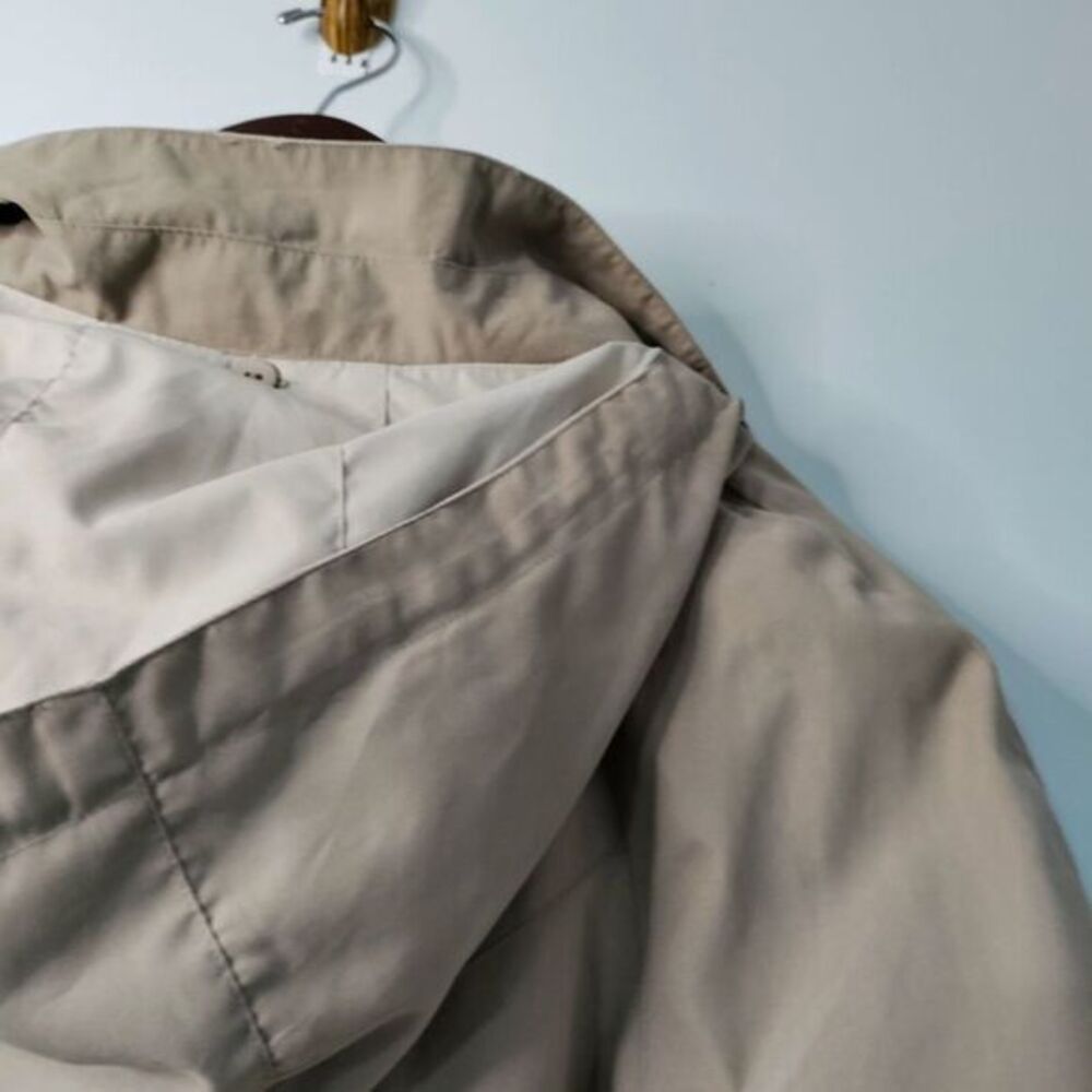IZZI Outerwear Women M Tan Coat/Jacket Full Zip Detachable Hood Zip Button Close - Picture 6 of 9
